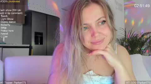 daniangel_web online show from March 9, 6:44 pm