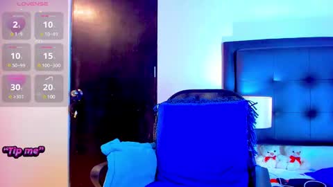 Snapshot of daniela_beauty chatting on January 22, 8:49 pm daniela online show from January 22, 8:49 pm
