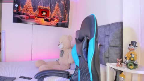 Snapshot of danielasexya chatting on December 24, 7:55 pm danielasexya online show from December 24, 7:55 pm