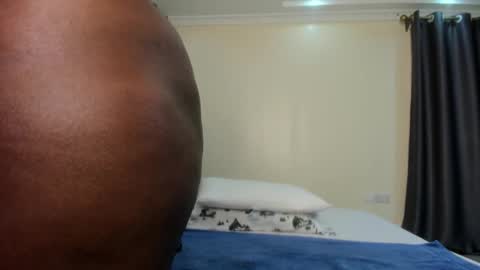 Snapshot of danielle_rock chatting on February 25, 5:30 am danielle_rock online show from February 25, 5:30 am