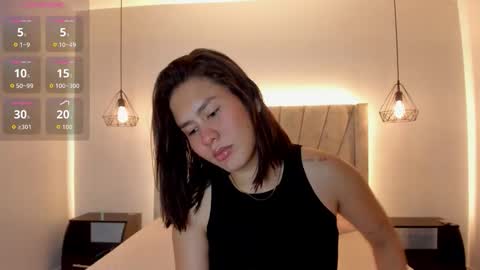 danna_malak online show from October 28, 3:40 pm