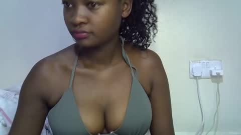 danna_miki online show from December 15, 8:03 pm