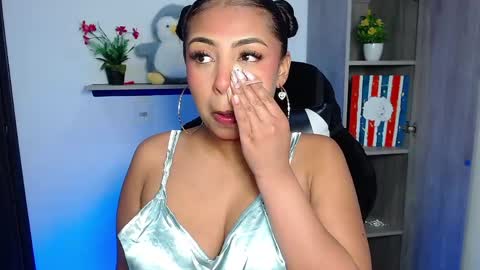 Danna online show from April 19, 8:36 am