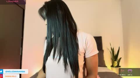 Danna Wells online show from October 15, 10:18 am