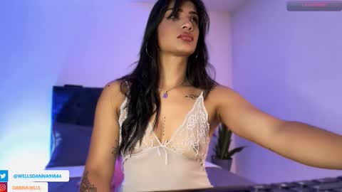 Danna Wells online show from September 16, 12:13 pm