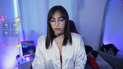    online show from April 6, 8:10 pm