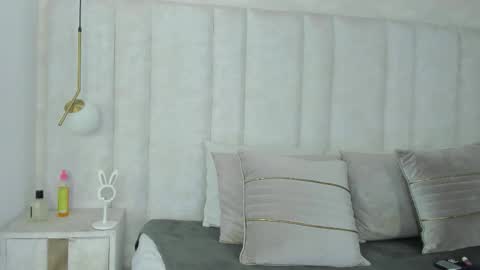 Snapshot of danysweet_ chatting on October 4, 3:56 am Daniela online show from October 4, 3:56 am