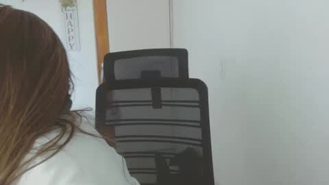 dapnne online show from March 21, 3:50 pm