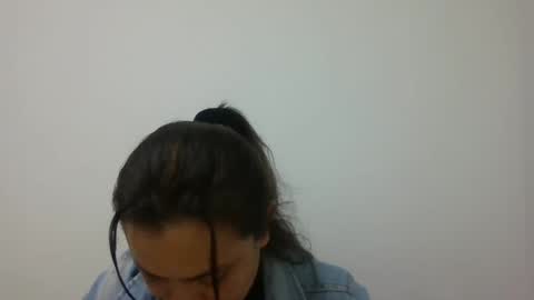 dapnne online show from February 17, 1:33 pm