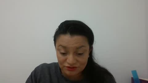 dapnne online show from February 10, 3:21 pm