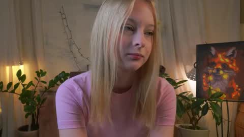 Kami online show from November 3, 3:10 am