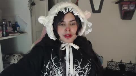 Moony online show from December 11, 6:14 am