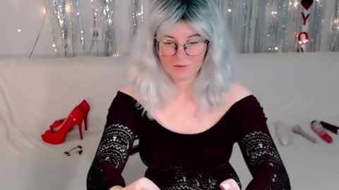 Kelly online show from September 14, 6:22 am