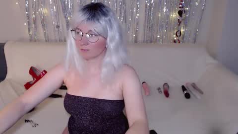 Kelly online show from November 15, 12:17 pm