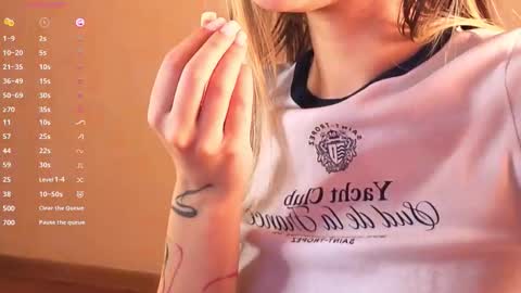 Belle online show from February 28, 4:56 am