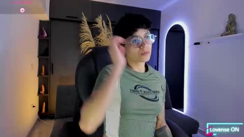 Dass Roman online show from March 23, 9:10 pm