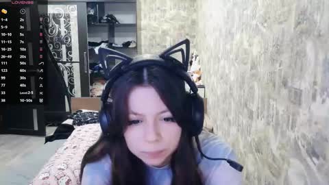 Alice online show from December 5, 9:32 am