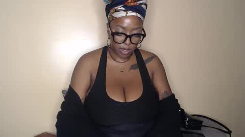 Duchess Coco - Coco Puffs online show from January 26, 1:20 am