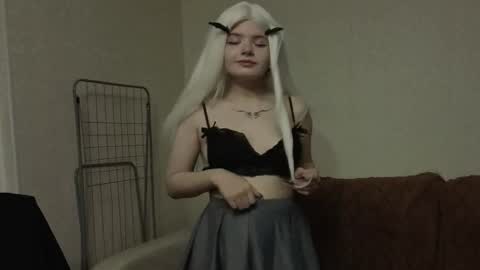 Camille online show from May 6, 5:28 pm