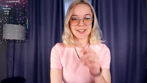 Charlie 18yo online show from November 6, 5:46 am