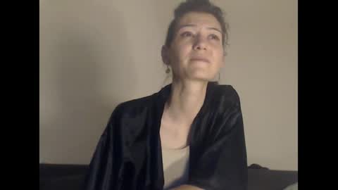 Snapshot of deelightfull chatting on December 4, 6:28 pm Deelightfull online show from December 4, 6:28 pm