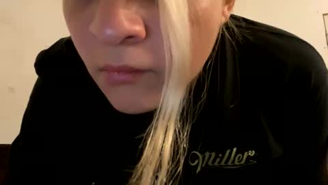 Camila Palacios online show from February 8, 3:53 pm