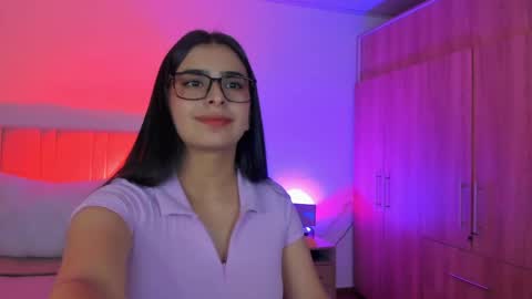 deepthroat_sweet online show from April 4, 12:09 am