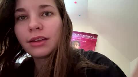 deepthroatqueen33 online show from December 4, 12:40 pm