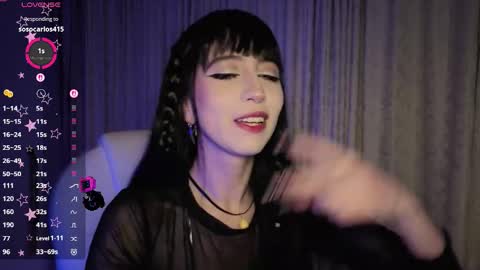 Snapshot of deftsuki chatting on October 30, 6:27 am Stephanie.e  online show from October 30, 6:27 am