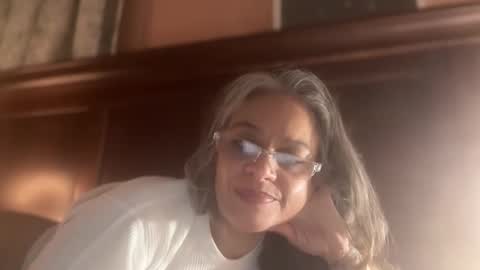 Tori online show from January 18, 1:13 am