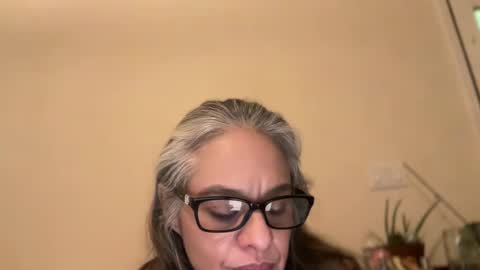 Tori online show from December 25, 6:41 am