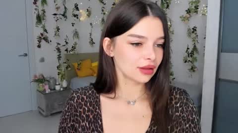 DegreeOfSincerity online show from November 9, 2:07 am