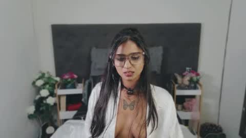 Delilah online show from July 1, 4:23 am