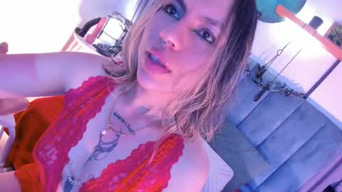 della online show from March 2, 9:42 pm