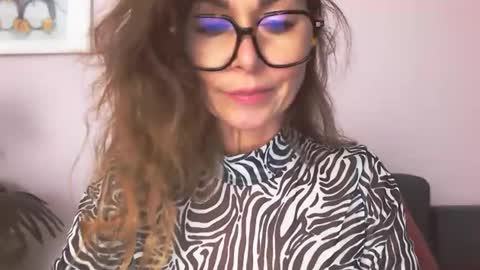 delilah_sweet online show from January 7, 3:48 pm