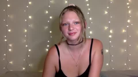 DelilaLove3412 online show from November 1, 9:52 pm