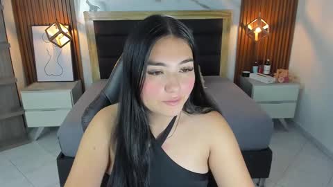 delilaquinn online show from November 8, 12:43 pm