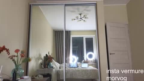 Delora online show from September 27, 9:11 pm