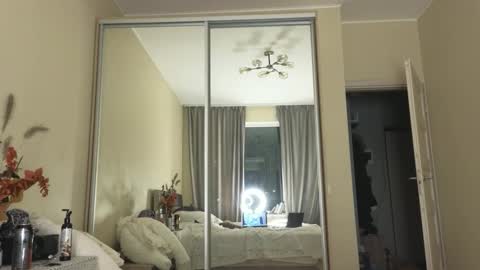 Delora online show from September 25, 12:32 am