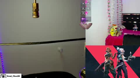 demiii online show from April 17, 9:00 am