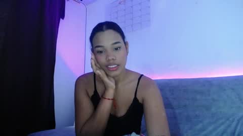 Snapshot of dena_k_ chatting on October 7, 10:52 am Dena k s online show from October 7, 10:52 am
