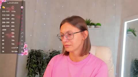 Snapshot of denise_halle chatting on September 13, 2:08 am Elina online show from September 13, 2:08 am