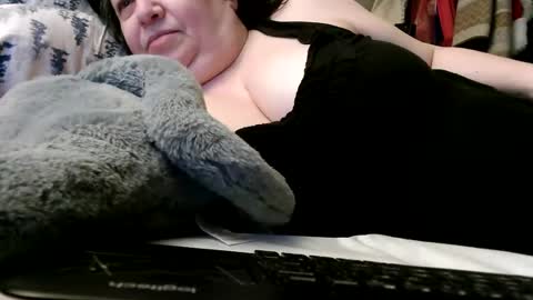 Snapshot of deroseblack chatting on February 18, 3:21 am deroseblack online show from February 18, 3:21 am