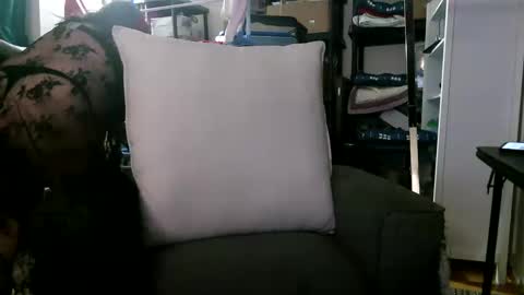 Snapshot of deroseblack chatting on January 5, 12:52 am deroseblack online show from January 5, 12:52 am