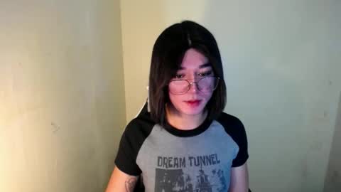 Snapshot of desirable_lorinexx chatting on January 24, 9:15 pm LORINE online show from January 24, 9:15 pm