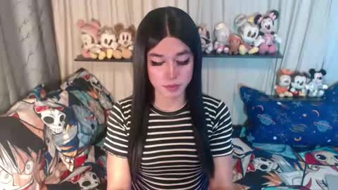Snapshot of desirable_lorinexx chatting on October 7, 4:39 am LORINE online show from October 7, 4:39 am