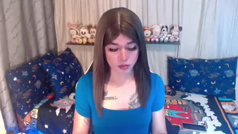 Snapshot of desirable_lorinexx chatting on September 13, 8:33 am LORINE online show from September 13, 8:33 am