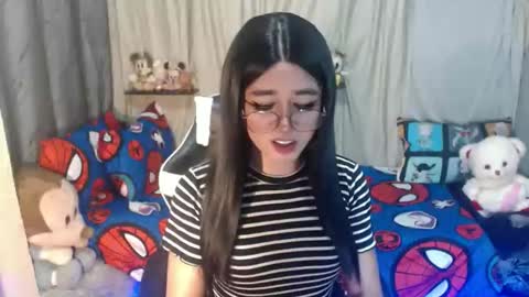 Snapshot of desirable_lorinexx chatting on October 17, 4:54 pm LORINE online show from October 17, 4:54 pm