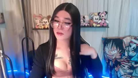Snapshot of desirable_lorinexx chatting on September 25, 10:29 pm LORINE online show from September 25, 10:29 pm
