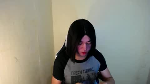 Snapshot of desirable_lorinexx chatting on February 16, 3:26 am LORINE online show from February 16, 3:26 am